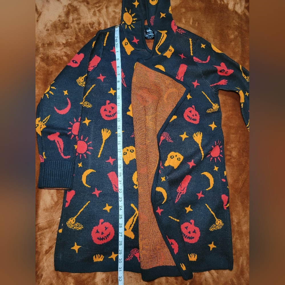 Her Universe Disney Hocus Pocus Dani Hooded Girls Cardigan No Fringe